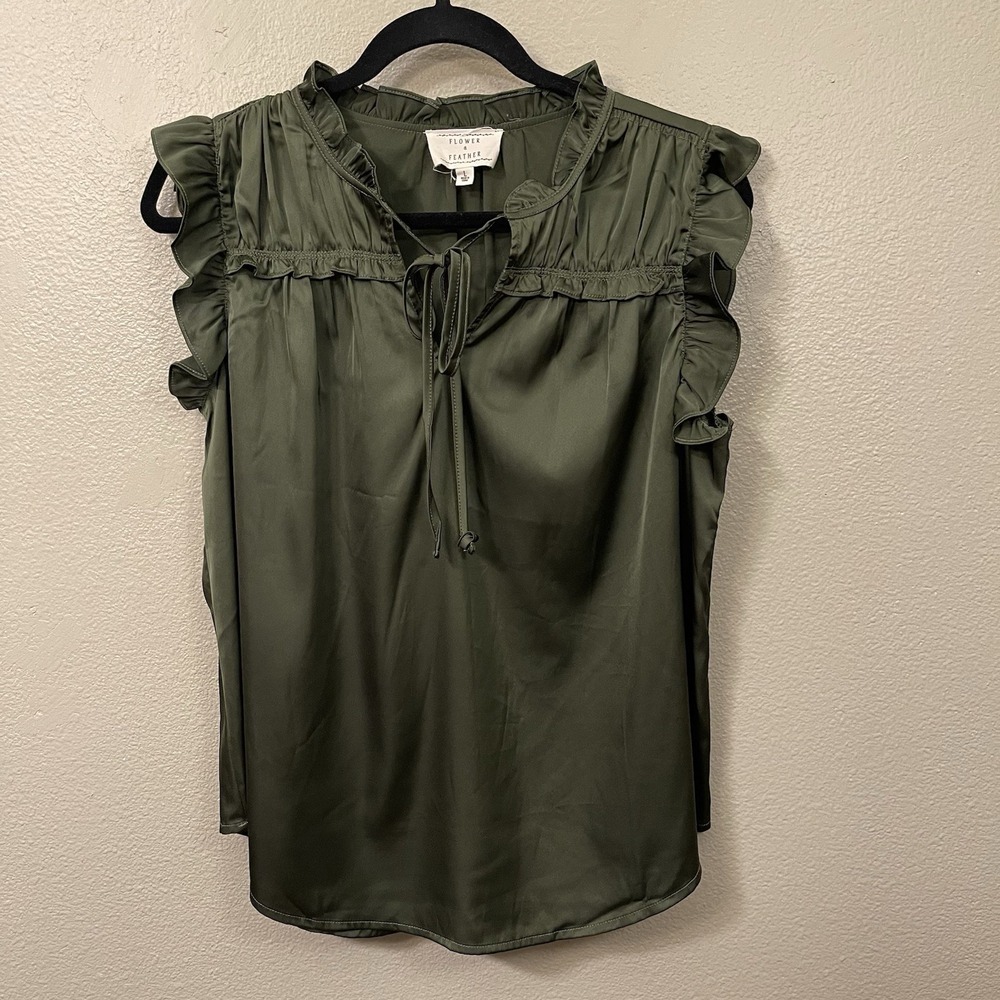 Flower & Feather Green Satin Top Ruffles Front Tie Stretch Office Dressy Size L